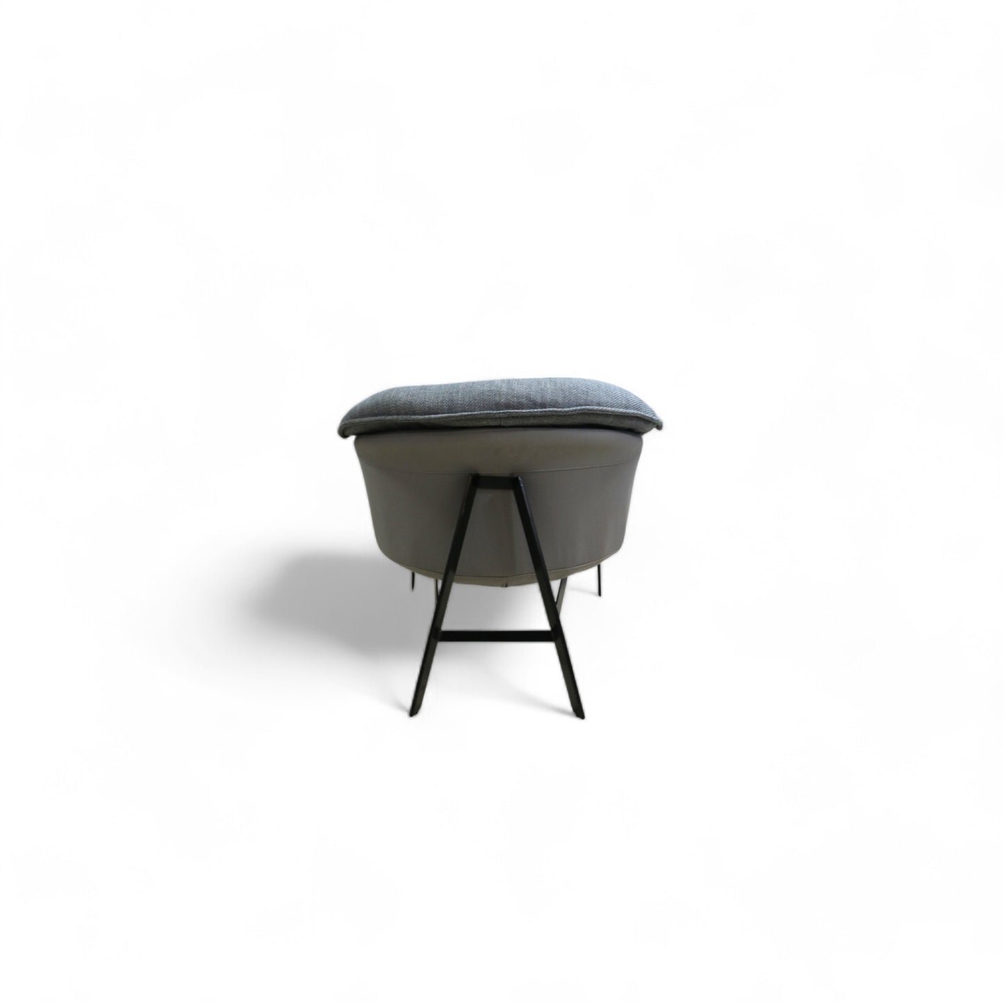 Modern Arm chair hlc