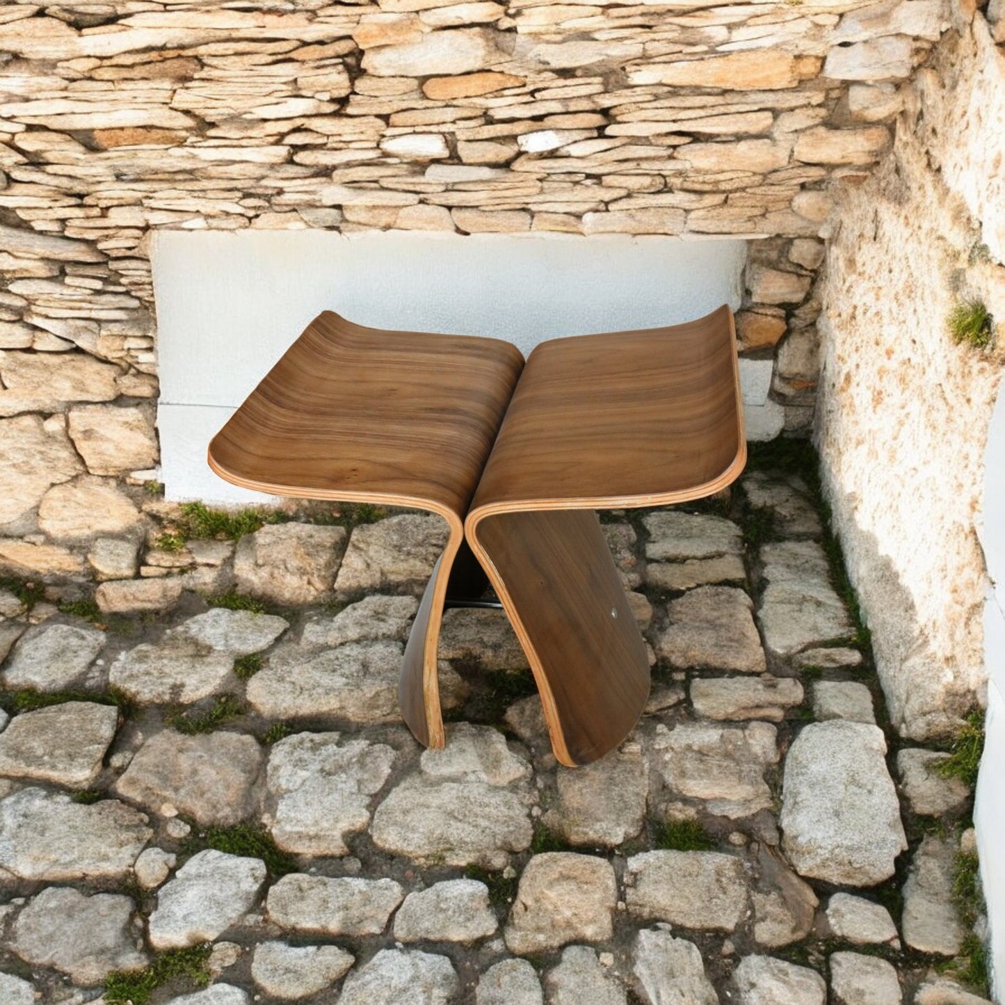 Book Hans Wegner Shell Side Table Signature Chairs | STL
