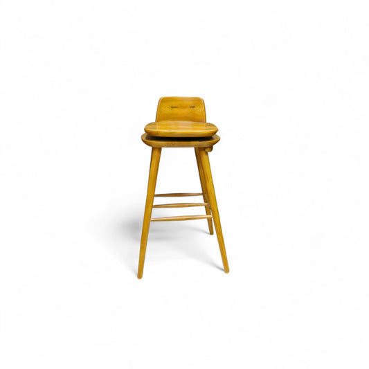 R W High chair