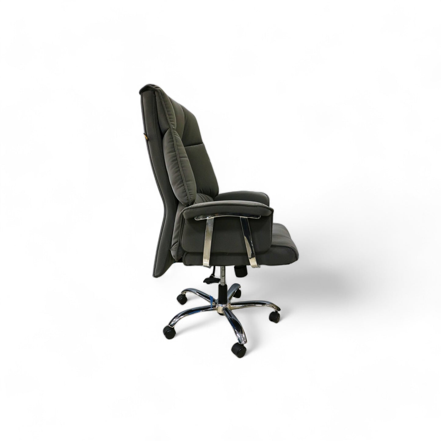 J-02 Boss Highback Cushion Chair