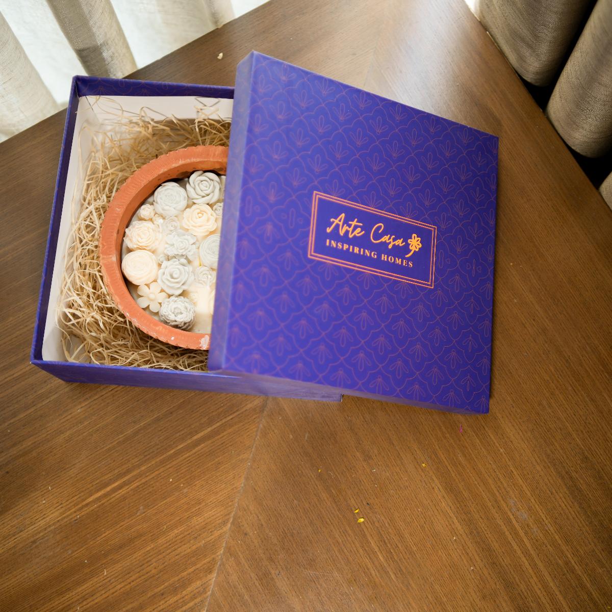 Terracotta scented candle gift box