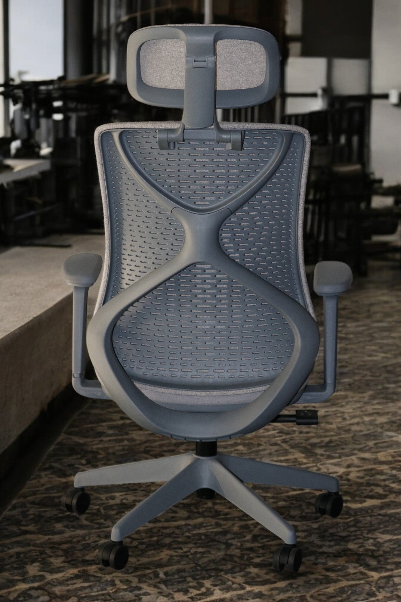 ErgoLux Mesh Chair (High-Back)